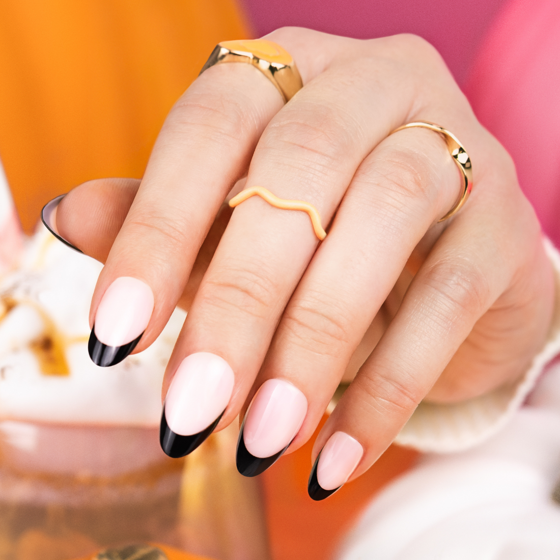 Midnight In Mojave, Maribella