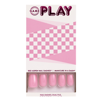 Charm & Checkmate, Chels