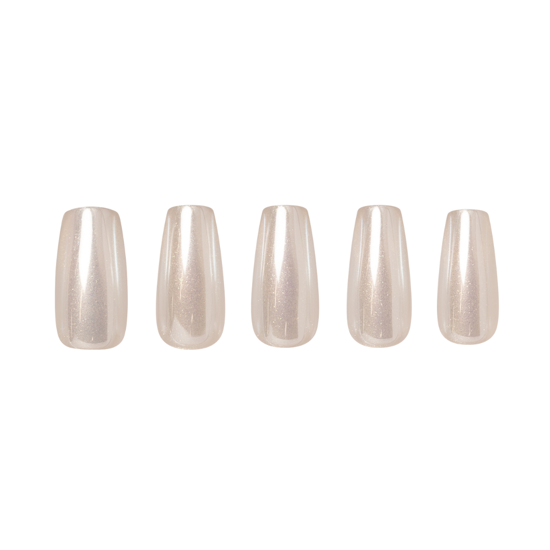 Dashing Desiree Nails - Press On Nails
