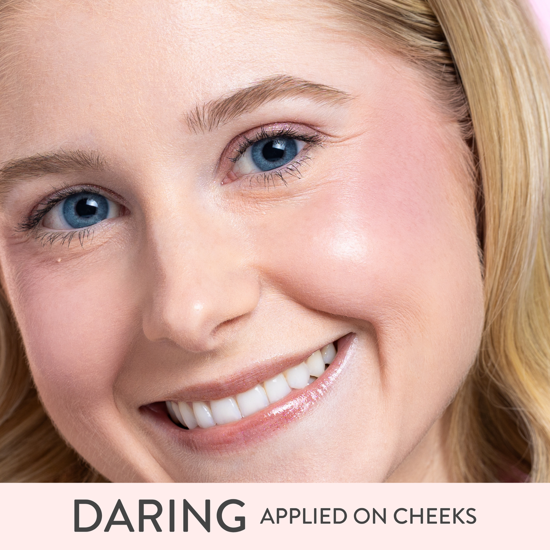 Daring Pressed Powder
