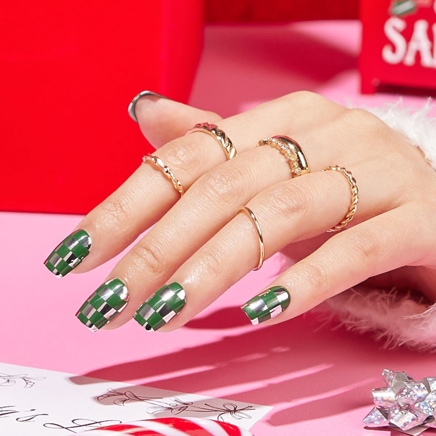 Better Check the Naughty List, Livvy