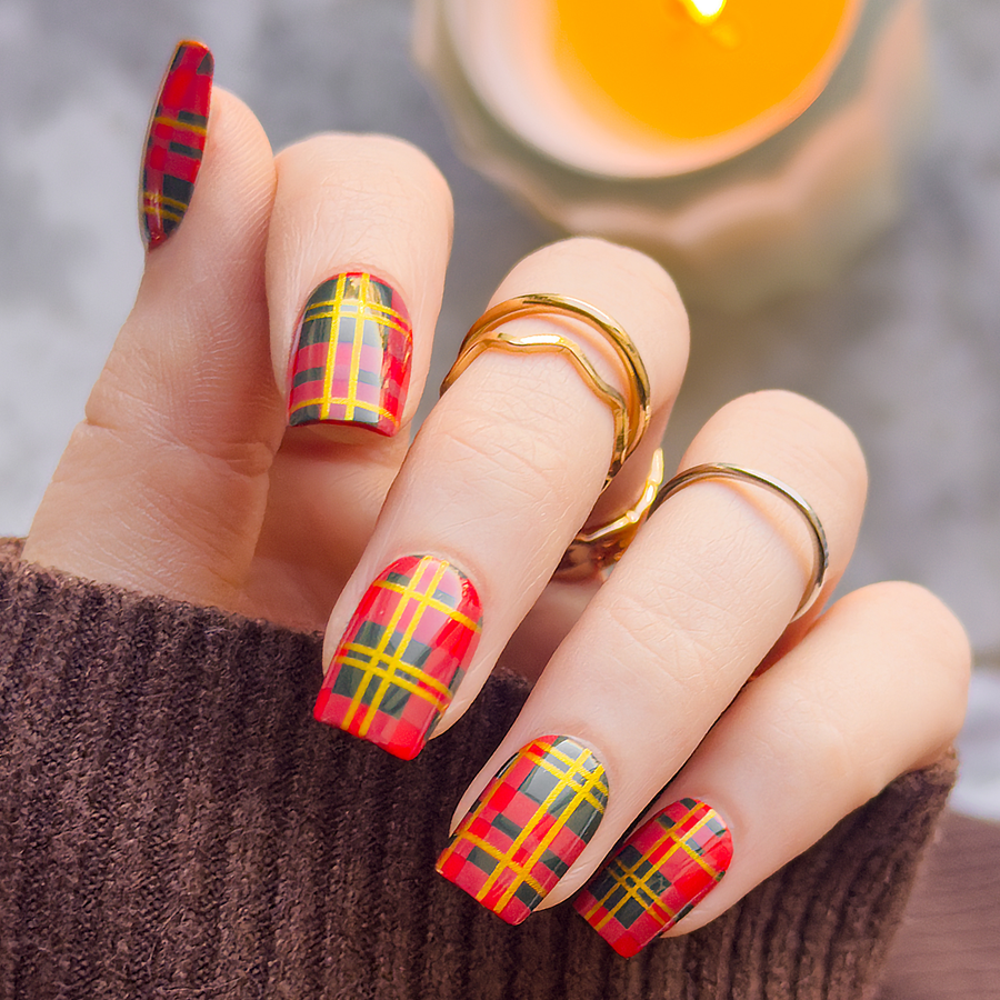 Fa-la-la-la-Flannel, Fletcher