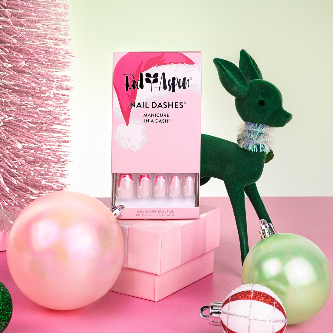 Pretty in Pink, Mrs. Claus