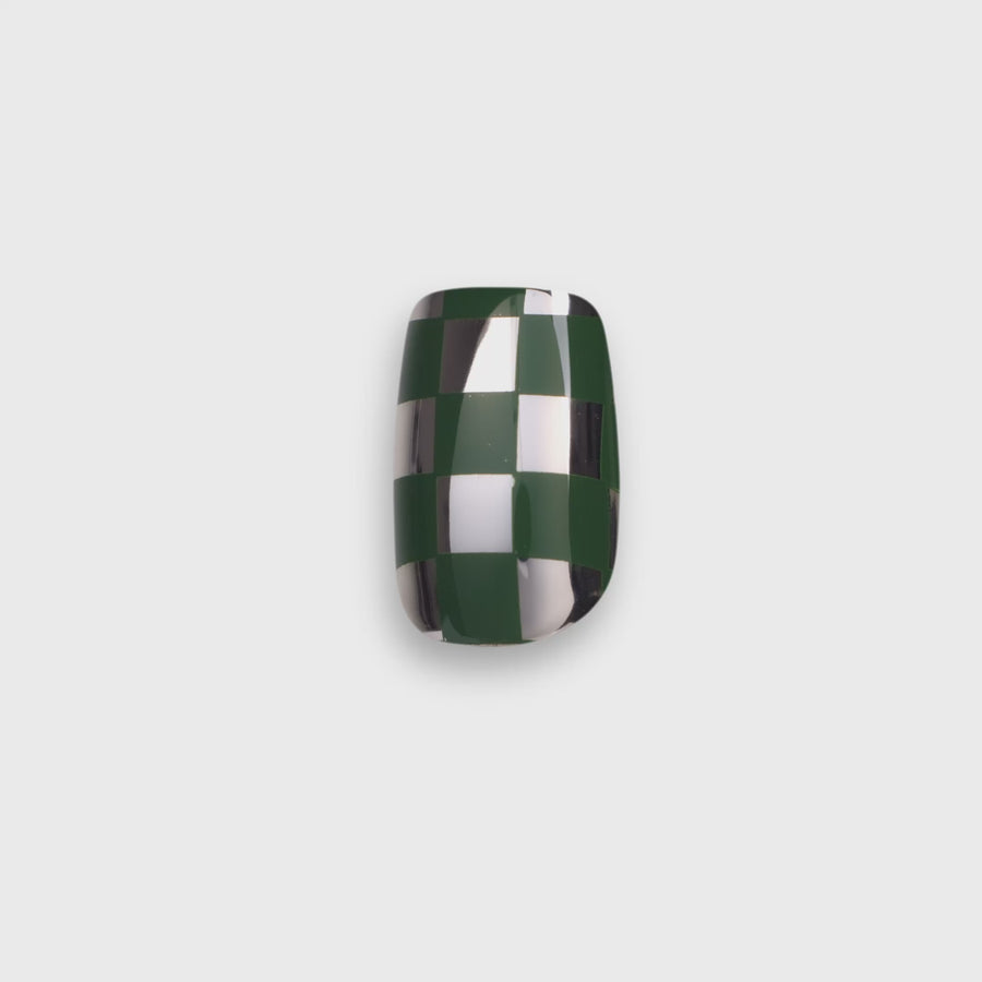 Better Check the Naughty List, Livvy