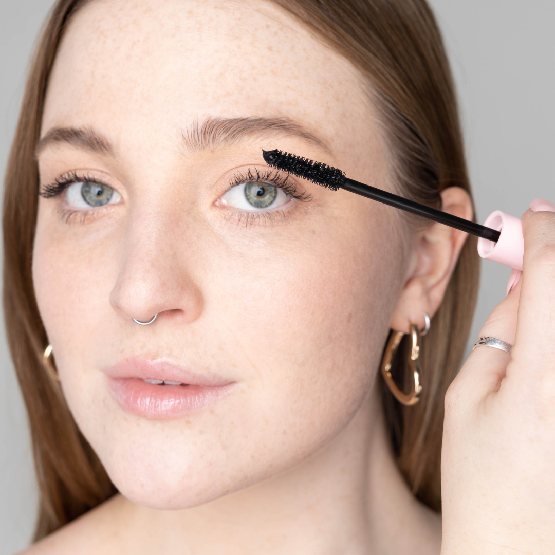 Pump It Up Maggie Mascara - Conditioning Vegan Mascara | Red Aspen
